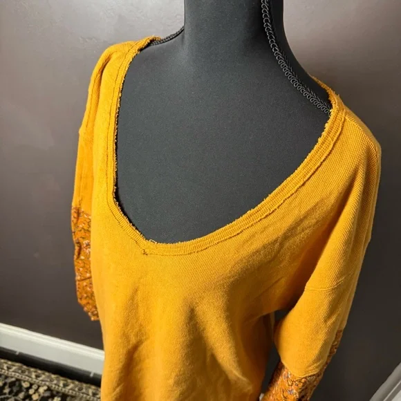 Anthropologie Mustard Waffle Knit Floral Sleeve Top | Boho | Size XS - Picture 2 of 5